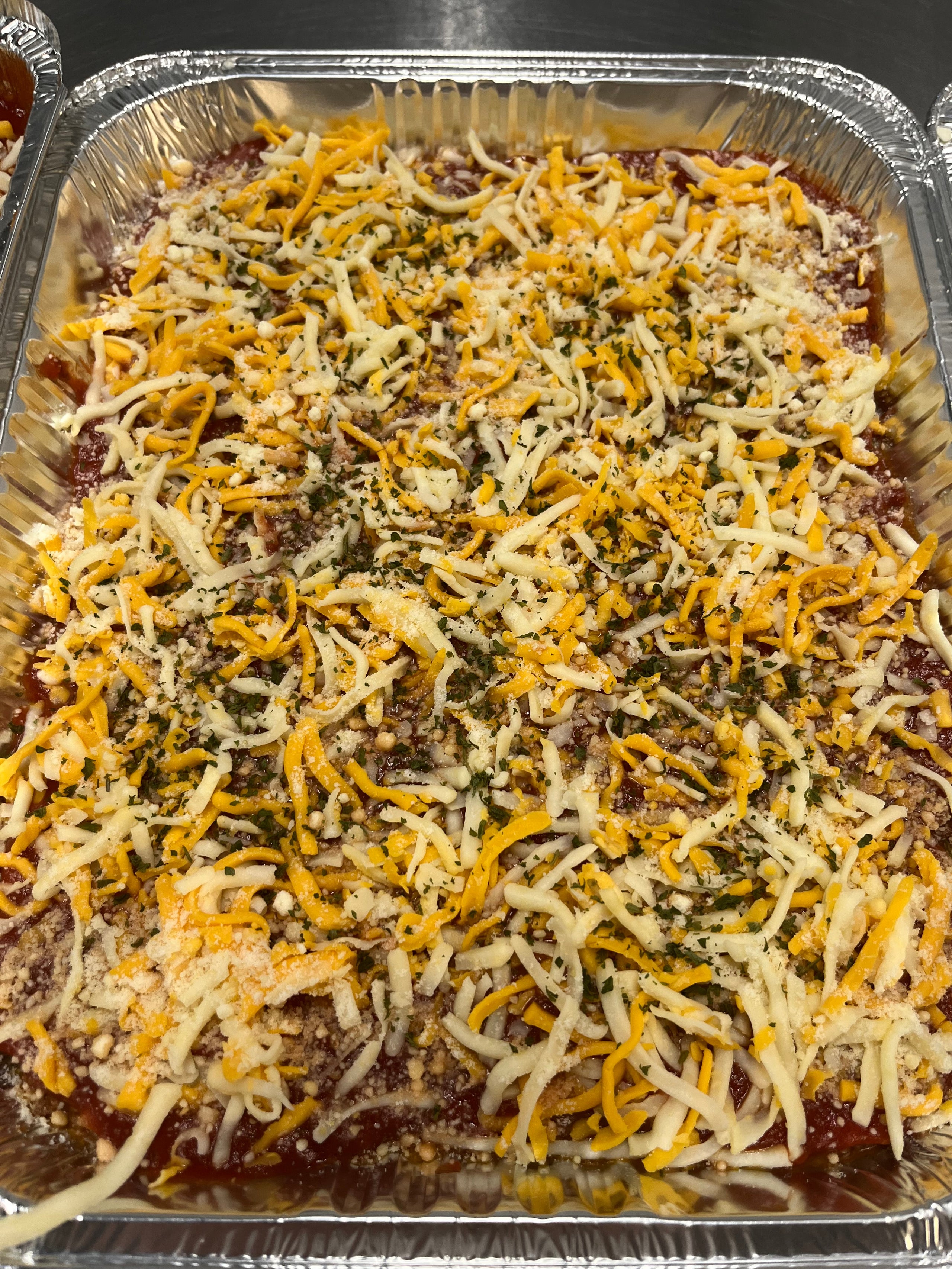 Meat co classic lasagna 2 sizes the meat company